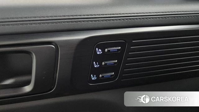 Hyundai Santa Fe (MX5) id 4442163 из Кореи 24