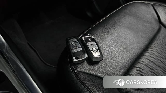 Ford Explorer 6th Generation id 4618501 из Кореи 24