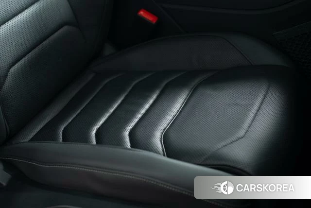 Volkswagen Touareg id 4217365 из Китая 24
