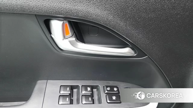 Kia The New Kia Ray EV id 4715353 из Кореи 24