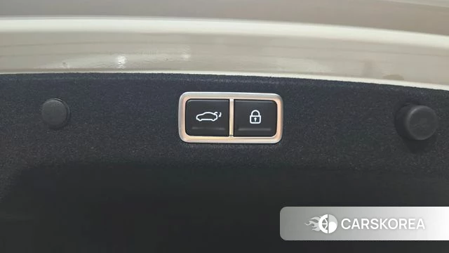 Hyundai Grandeur Hybrid (GN7) id 4488701 из Кореи 24