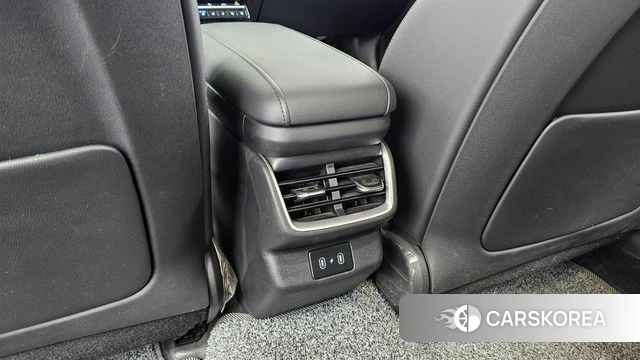 Hyundai Grandeur (GN7) id 4591097 из Кореи 24