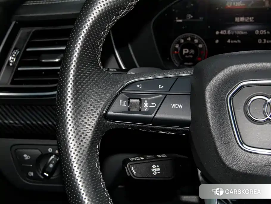 Audi Q5L id 4679505 из Китая 24