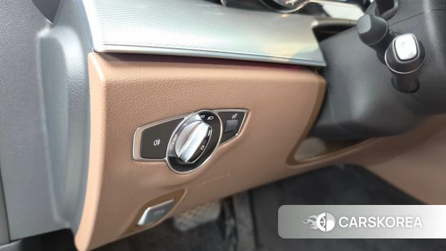 Mercedes-Benz E-Class W213 id 4737732 из Кореи 24