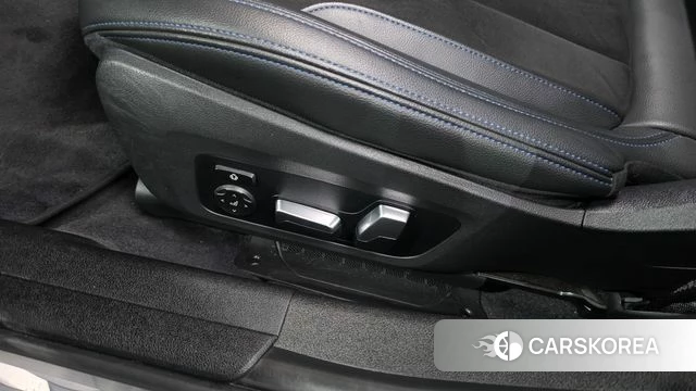 BMW 3 Series (G20) id 4410557 из Кореи 24