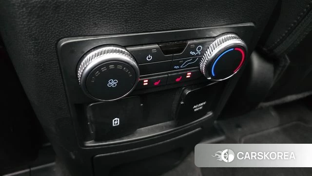 Ford Explorer 6th Generation id 4592019 из Кореи 24