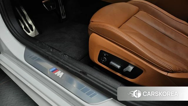 BMW 8 Series (G15) id 4586754 из Кореи 24