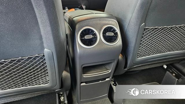Mercedes-Benz GLA - Class H247 id 4777957 из Кореи 24