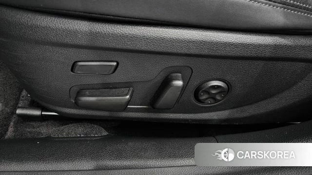 Hyundai The New Grandeur IG Hybrid id 4581021 из Кореи 24