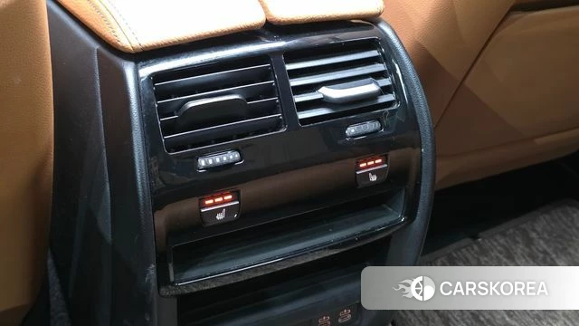 BMW 5 Series (G30) id 4409351 из Кореи 24