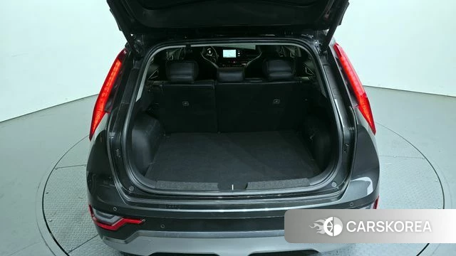 Kia Di Ol Nu Niro id 4194912 из Кореи 24