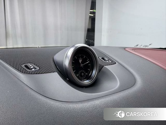 Maserati Levante id 4236392 из Китая 24
