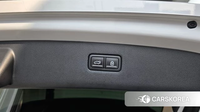 Genesis GV80 id 4384101 из Кореи 24