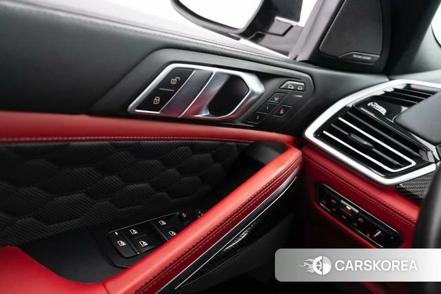 BMW X6 M id 4213578 из Китая 24