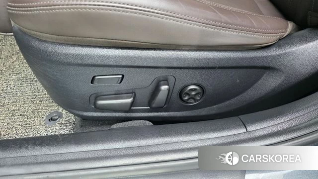 Hyundai The New Grandeur IG id 4224889 из Кореи 24