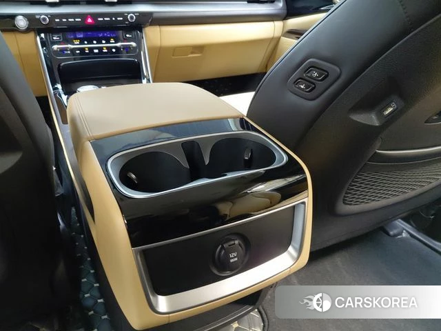 Kia Carnival 4th generation id 4636305 из Кореи 24