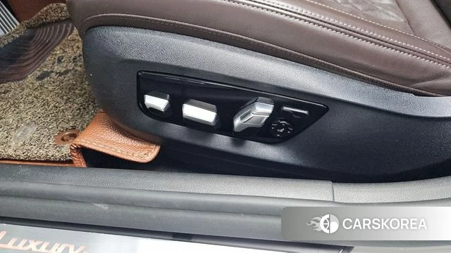 BMW 5 Series (G30) id 4403491 из Кореи 24