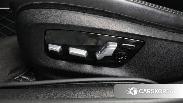 BMW 5 Series (G30) id 4233176 из Кореи 24