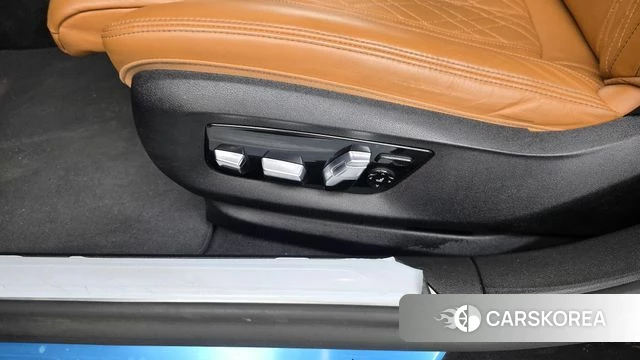 BMW 7 Series (G11) id 4657466 из Кореи 24