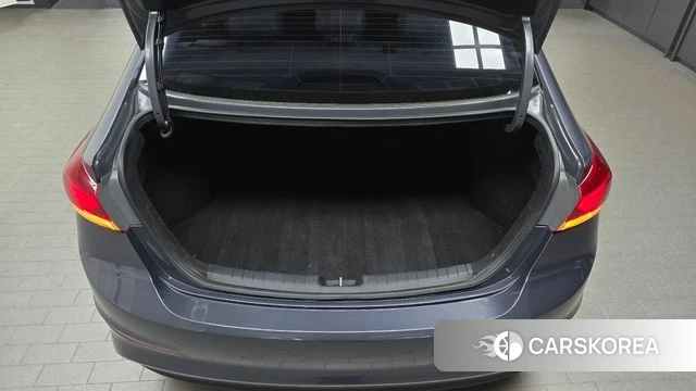Hyundai Avante AD id 4557918 из Кореи 24