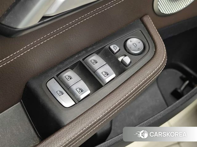 BMW 1 series id 4227913 из Китая 24
