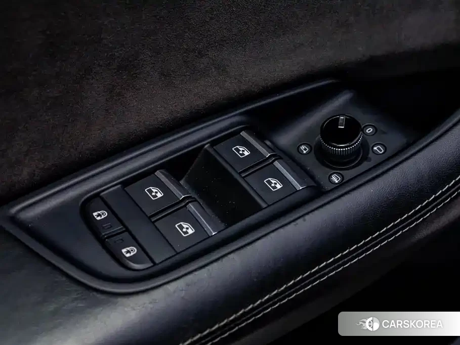 Audi Q8 id 4539443 из Китая 24