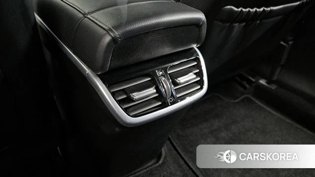 Hyundai The New Grandeur IG Hybrid id 4267555 из Кореи 24