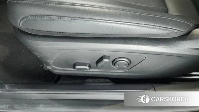 Hyundai Grandeur (GN7) id 4201726 из Кореи 24