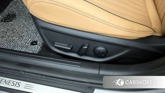 Genesis The New G70 id 4368568 из Кореи 24