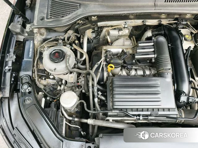 Volkswagen Passat id 4314306 из Китая 24
