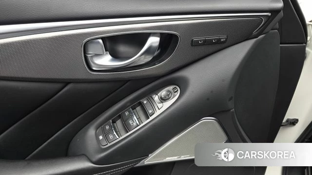 Infiniti Q50 id 4568664 из Кореи 24