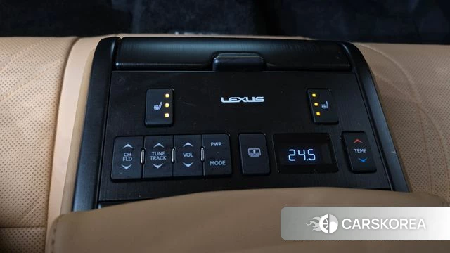Lexus ES300h 7th generation id 4630862 из Кореи 24