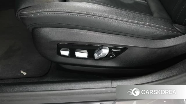 BMW 5 Series (G30) id 4740688 из Кореи 24