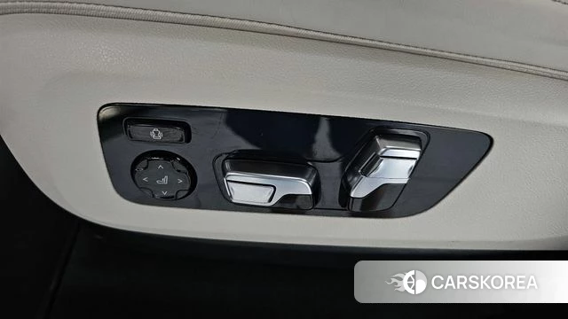 BMW X7 (G07) id 4505333 из Кореи 24