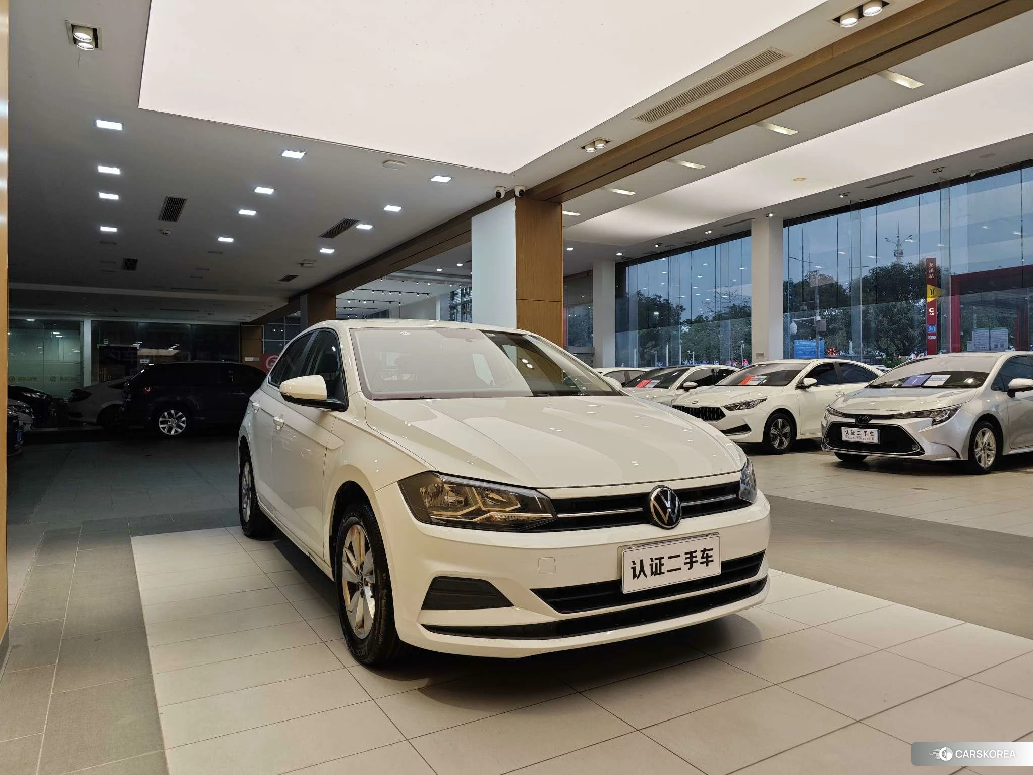 Volkswagen Polo id 4454762 из Китая 24