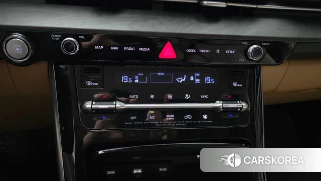 Kia Carnival 4th generation id 4302890 из Кореи 24