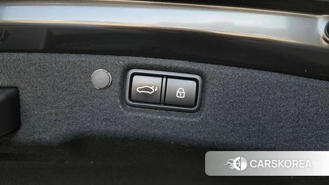 Kia K7 Premier Hybrid id 4894587 из Кореи 24