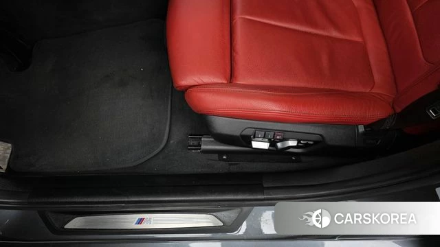 BMW 3 Series (F30) id 4708898 из Кореи 24