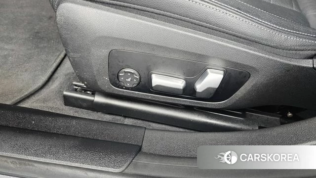 BMW i4 id 4749542 из Кореи 24