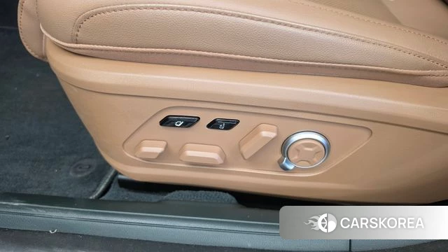 Hyundai Grandeur Hybrid (GN7) id 4691933 из Кореи 24