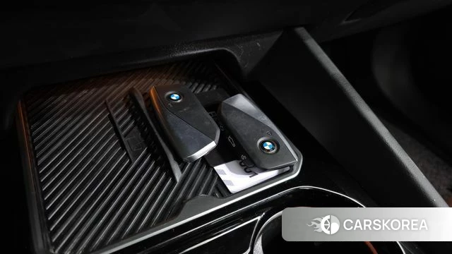 BMW 5 Series (G60) id 4639935 из Кореи 24