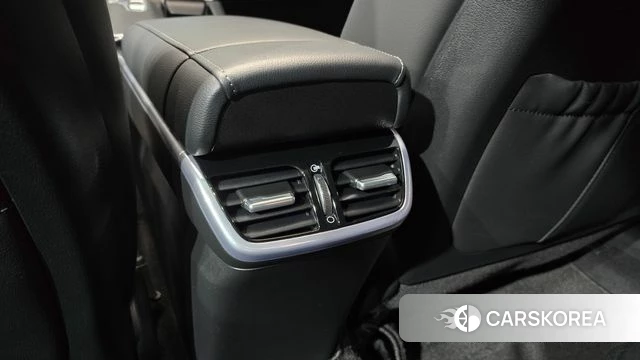 Hyundai The New Grandeur IG Hybrid id 4370074 из Кореи 24
