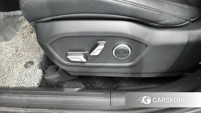 Hyundai Santa Fe (MX5) id 4354501 из Кореи 24