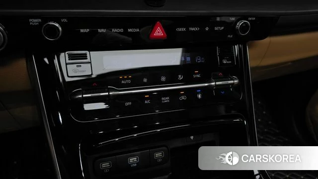 Kia Carnival 4th generation id 4535420 из Кореи 24