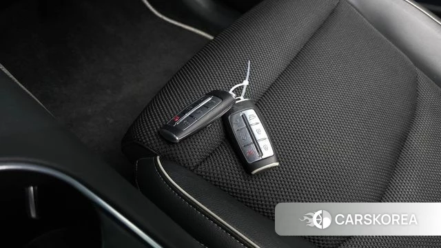 Genesis GV70 id 4872133 из Кореи 24