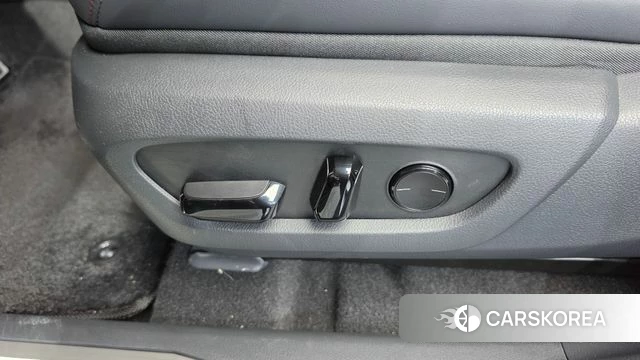 Lexus RX500h 5th generation id 4725022 из Кореи 24