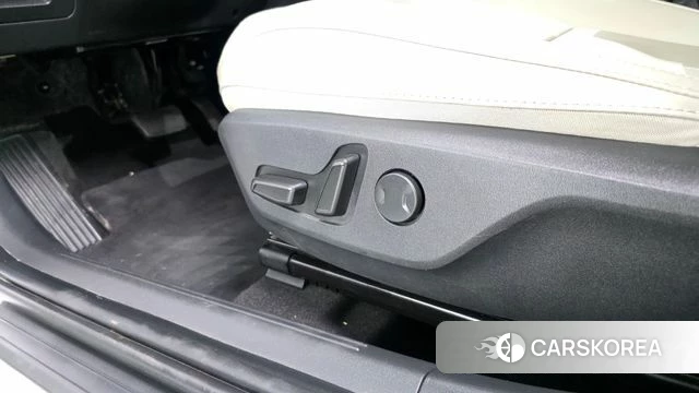 Kia Di Ol Nu Niro id 4697143 из Кореи 24