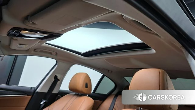 BMW 5 Series (G30) id 4873233 из Кореи 24