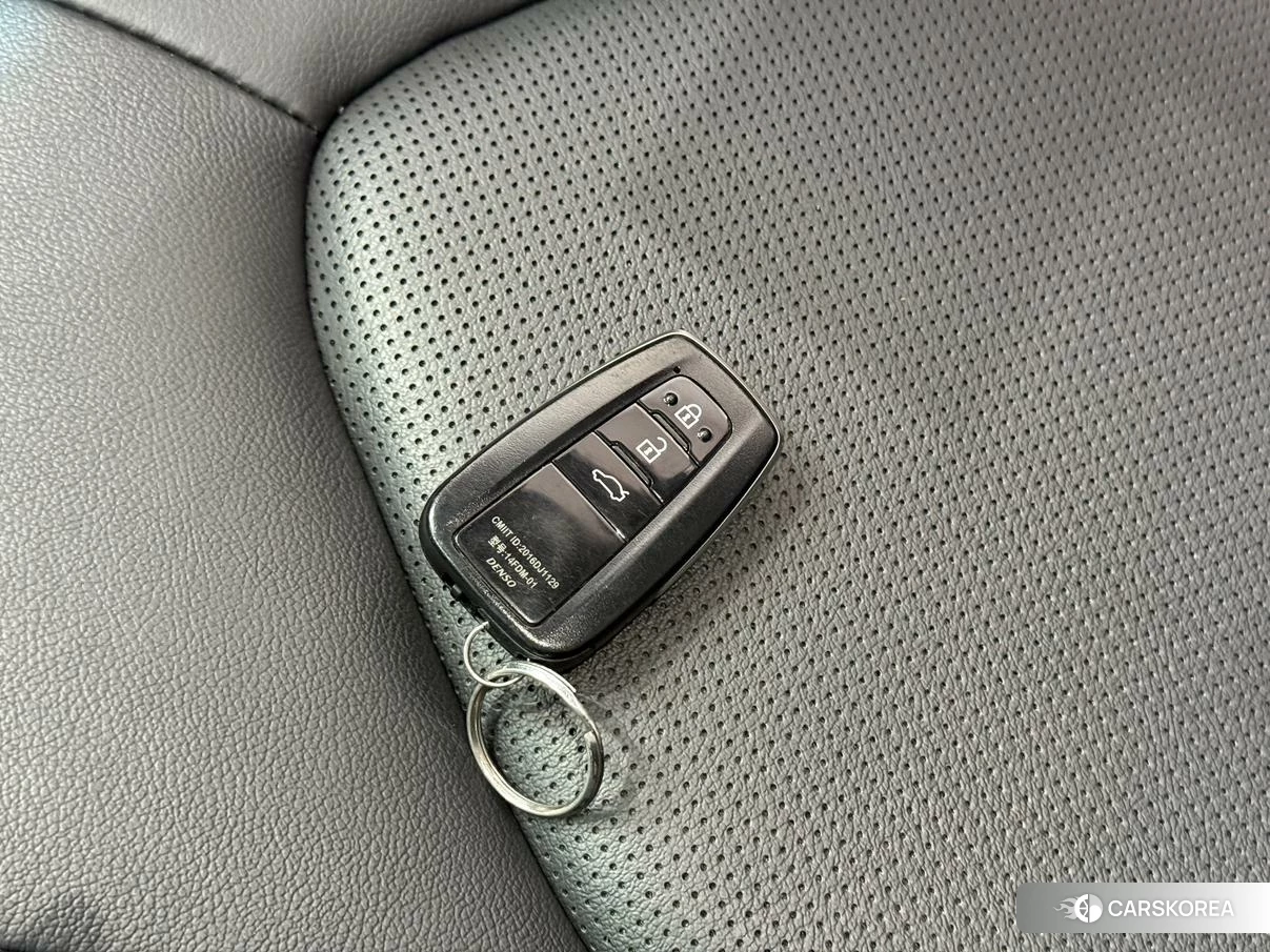 Toyota Camry id 4474008 из Китая 24