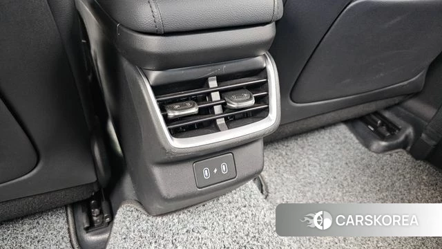 Hyundai Grandeur (GN7) id 4381650 из Кореи 24